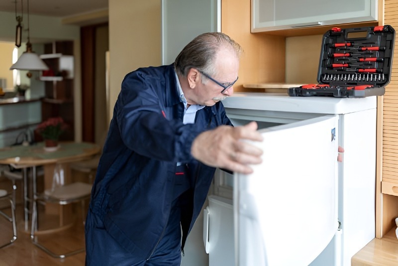 Refrigerator repair in Westminster